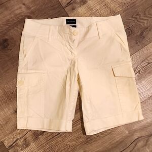 The Limited Drew style cargo shorts NWOT